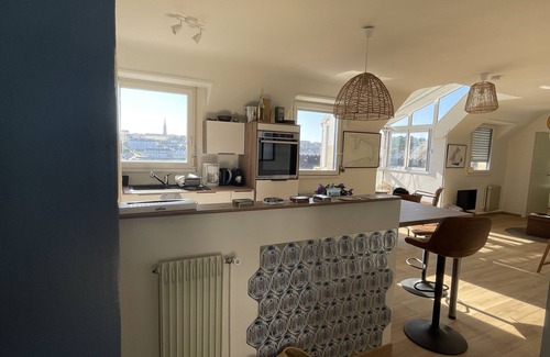 Treboul Apartment | Magnifique vue mer Appartement T3 vue baie de Douarnenez port de Tréboul