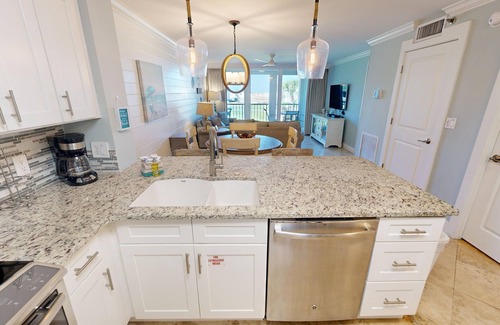 Holiday Isle Condo | Magnolia House 103 2 Bedroom Condo by RedAwning