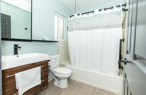 Anaheim Resort Hotel | Magnolia Tree Hotel - Near Anaheim Convention Center