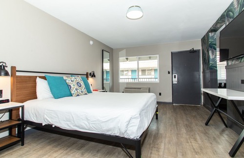 Anaheim Resort Hotel | Magnolia Tree Hotel - Near Anaheim Convention Center