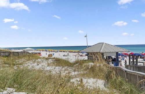 Sandestin House | Magnolia Village Condo Unit 506 is a beautiful 2 bed 2 bath condo located in Sandestin Golf and Beach Resort