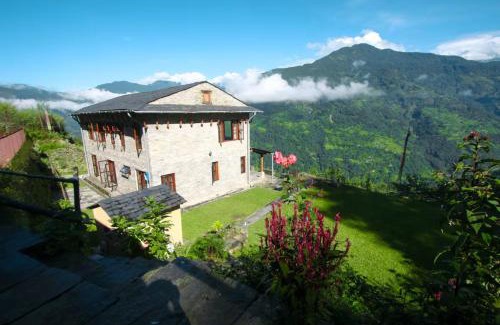 Lumle Villa | Mahakaruna mountain villa, peaceful family retreat with Himalayan views