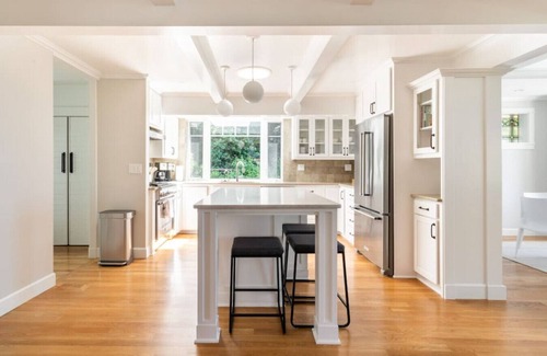 Norkirk Apartment | Main house at 126 · Modern 2 Bedroom unit in a 1915 Craftsman home