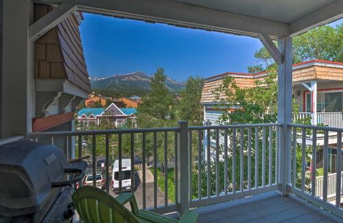 Historic District Apartment | Main St Condo in Tannhauser with Balcony!