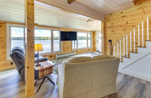 Belfast House | Maine Lake House w/ Private Dock & Kayaks!