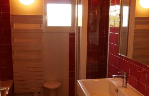 Le Palais House | Maison à 200 m de la plage avec vue mer, terrasse, jardin, Wifi - FR-1-418-4