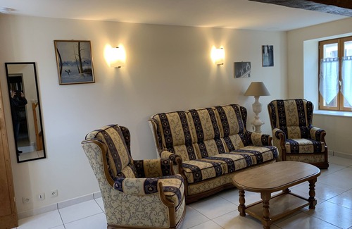 Villegongis House | Maison à la Campagne