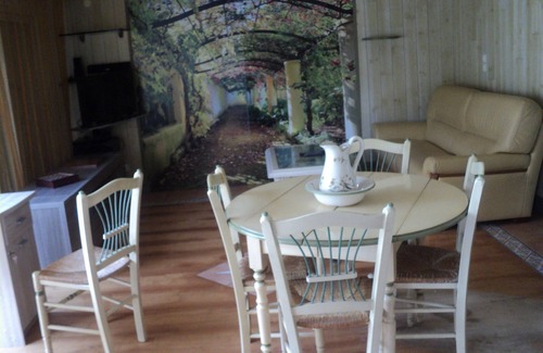 Charron House | Maison à la Campagne