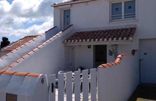La Gueriniere House | Maison agréable proche plage et bourg, 6 couchages, terrasse et équipements complets, La Guérinière - FR-1-224B-42
