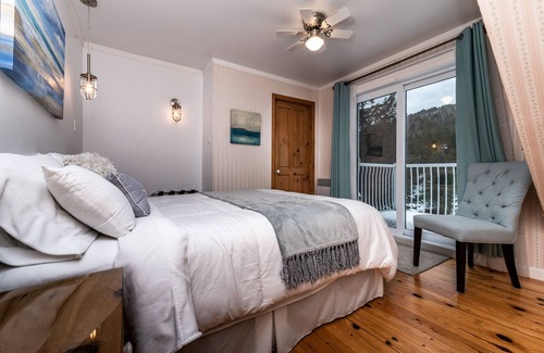 Baie-St-Paul House | Maison Ancestrale Simard 1852