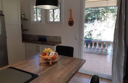 Brignoles House | Maison au Milieu des Bois, Avec Piscine