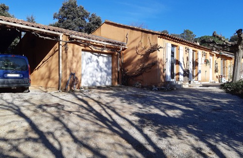 Brignoles House | Maison au Milieu des Bois, Avec Piscine