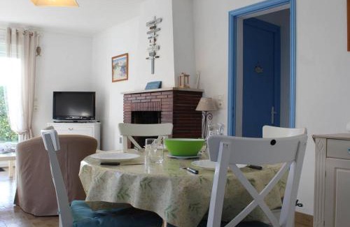 Saint-Denis-d'Oleron House | Maison avec Jardin près Phare de Chassiron - 4 Couchages, Calme et Proche Mer - FR-1-246A-49