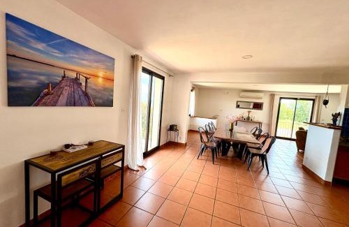Vives House | Maison avec piscine VIVES 8 couchages 4 chambres
