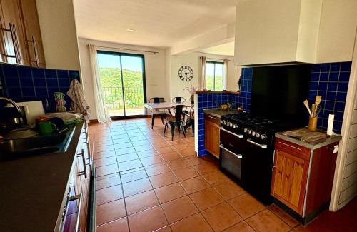 Vives House | Maison avec piscine VIVES 8 couchages 4 chambres