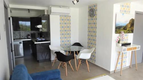 Tartane House | Maison avec vue sur la mer à La Trinité, piscine partagée