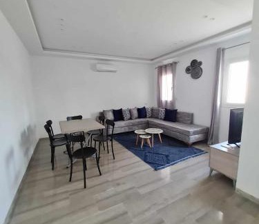 Aghir Villa | Maison bleue