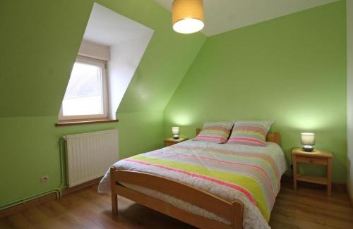 Mauves-sur-Huisne House | Maison calme avec jardin clos, animaux acceptés - FR-1-497-109