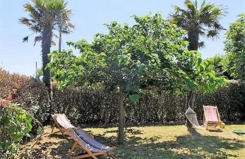 Saint-Denis-d'Oleron House | Maison calme près du Phare de Chassiron, 5 couchages, jardin clos, proche mer et commerces - FR-1-246A-327