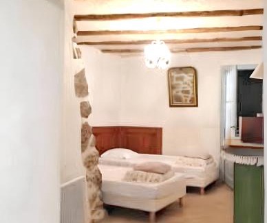 Saint-Julien-de-la-Nef House | Maison charmante à Saint-Julien-de-la-Nef avec piscine partagée