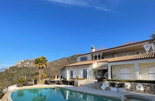 Aspremont House | Maison charmante à Aspremont avec piscine privative