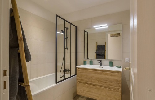 Lozari House | Maison Cléo - Duplex vue mer pour 8 voyageurs