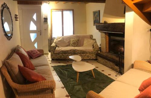 Besset Apartment | Maison Cosy et Conviviale, Le B7