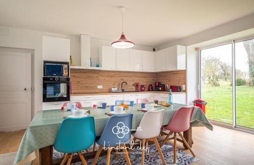 Parigne-lʼEveque House | Maison cosy proche du Mans avec jardin et BBQ