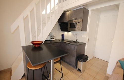 Portiragnes-Plage Villa | Maison d'angle climatisée dans résidence avec piscine commune , 4 couchages , 400 m de la plage de PORTIRAGNE LRJP121