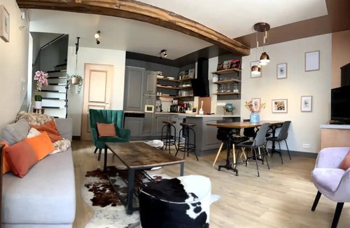 Accolay House | Maison de Bourgogne