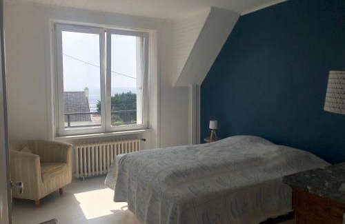 Plouhinec House | Maison de famille vue mer- 4 chambres, 8 personnes
