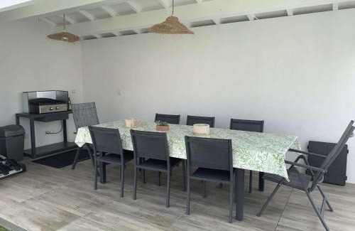 Barbatre House | Maison de vacances avec jardin clos, à proximité de la plage de Barbâtre, 6 couchages - FR-1-224B-227