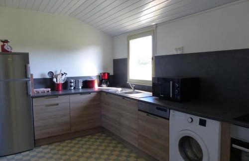 Vaumas House | Maison de vacances rénovée avec vue sur la vallée de la Besbre - FR-1-489-99