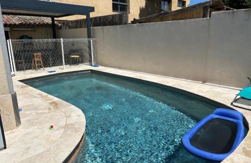 Beaucaire House | Maison de vacances - St Joseph