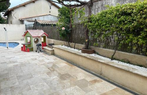 Beaucaire House | Maison de vacances - St Joseph