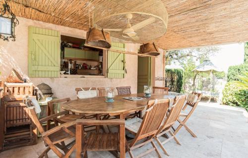 Tourrettes House | Maison De Village