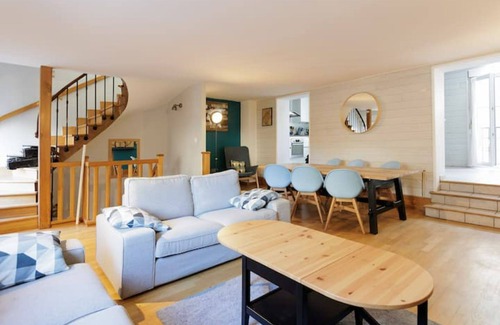 Quartier Beauregard-Boufflers-Buthegnemont-Boudonville House | Maison de Ville, Cœur de Nancy 8 Personnes