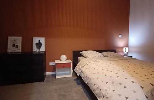 Saint-Brieuc House | Maison de ville - terrasse sud, a 10 min des plages