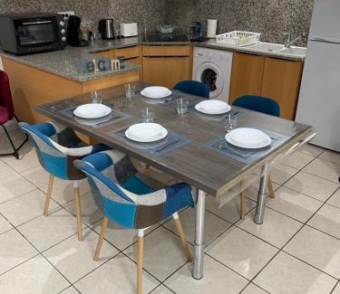 Villeneuve-sur-Lot Apartment | Maison des romains