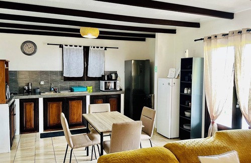 Montsinery-Tonnegrande Villa | Maison Entière