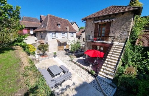 Beaulieu-sur-Dordogne House | Maison Familiale