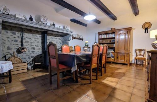 Mazeyrat-d'Allier House | Maison familiale calme avec terrasse et circuits de randonnée - FR-1-582-200