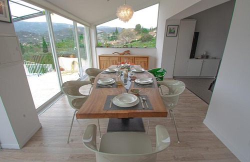 Fayence House | Maison Fesch, vue panoramique, 120m2, Piscine, 3ch