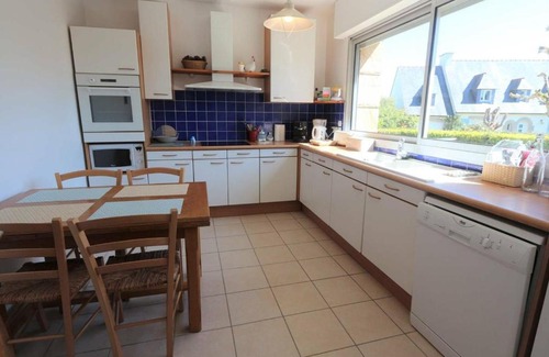 Fouesnant House | Maison Fouesnant, 5 pièces, 8 personnes - FR-1-481-63