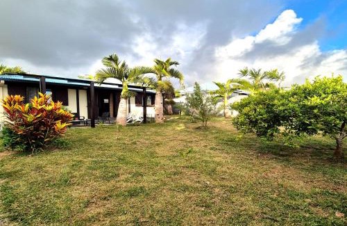 Saint-Joseph House | Maison Hibiscus