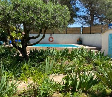 Beziers House | Maison invitant aux voyages 20mn de la plage