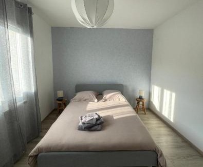 Lyon Apartment | Maison Moderne Saint-Genis-Laval