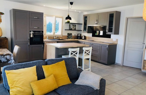 Sarlat-la-Caneda House | Maison Périgourdine, Climatisée, Adaptée Handicapés, Avec Piscine Chauffée