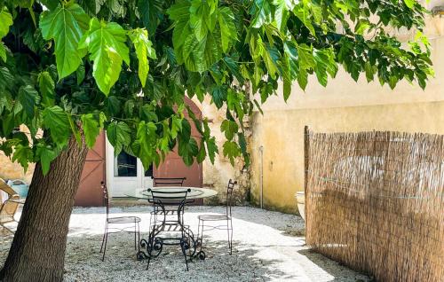 Tarascon House | Maison Piscine Proche Arles