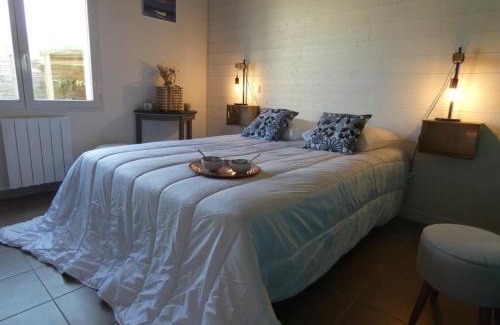 Notre-Dame-de-Monts House | Maison rénovée de 112m², 4 chambres, à 800m des plages, avec jardin, proche commerces. - FR-1-540-188
